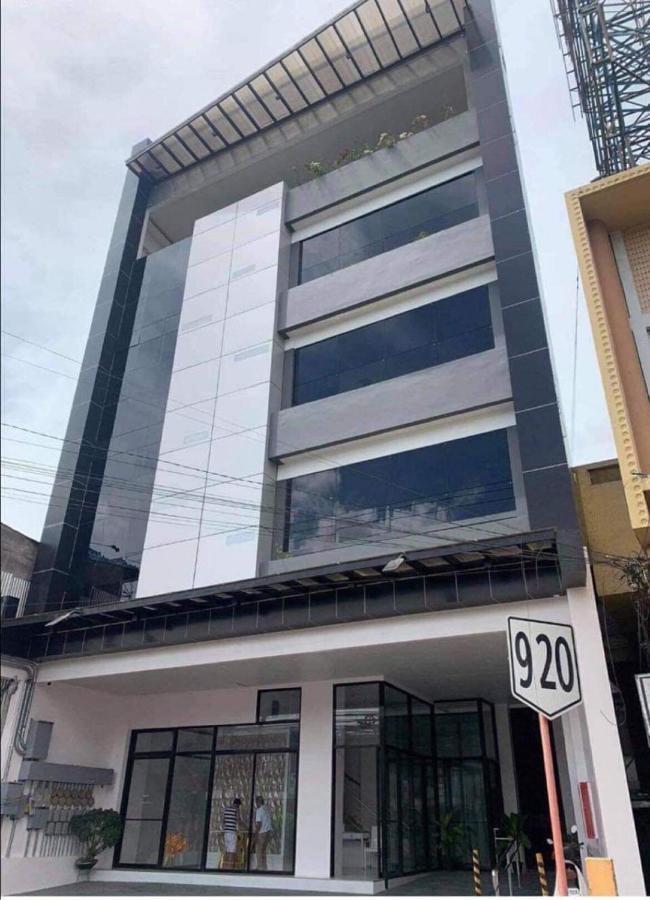 Quirino Hub Hotel Room With Netflix Davao Exterior photo